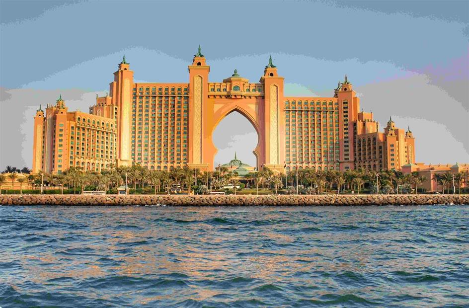 A Glittering Oasis Exploring the Wonders of Dubai