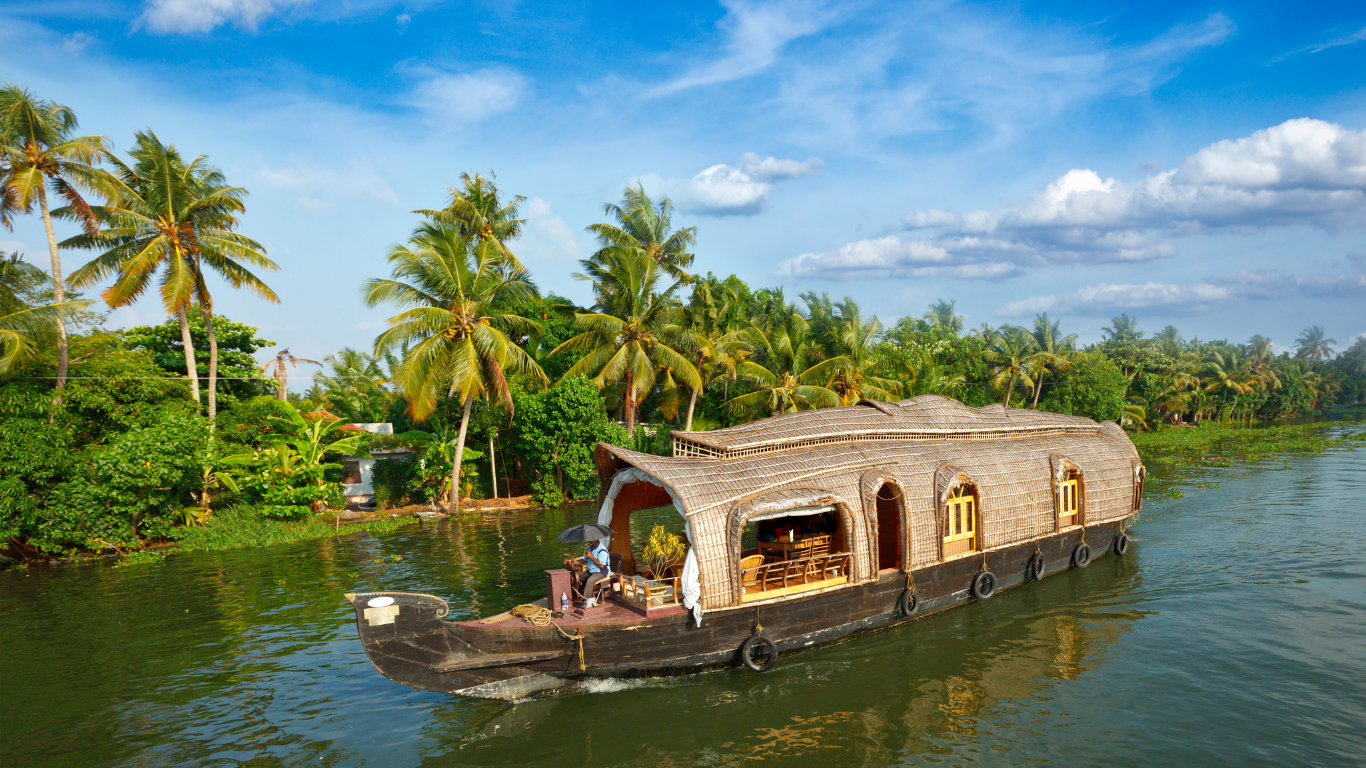 blue-holidays-kerala-luxury-journey-header.jpg