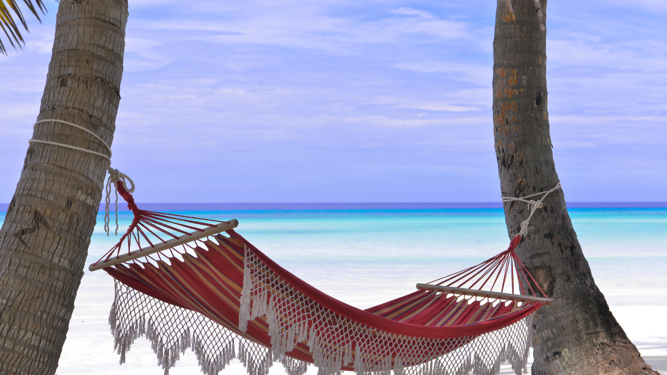 maldives-beach-hammock-crystal-water.jpg