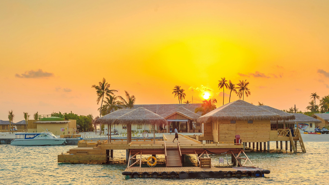 Maldives Sunset – Best Honeymoon Destination
