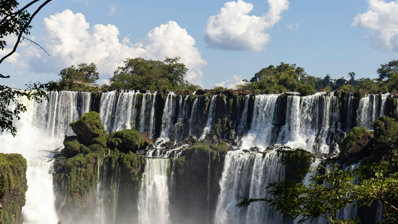 Athirapilly Falls