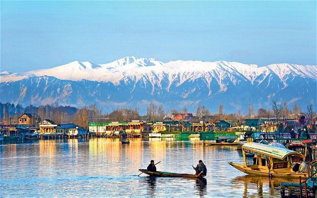 Experience snow adventures, scenic beauty, and peace in Gulmarg with Travoperk.