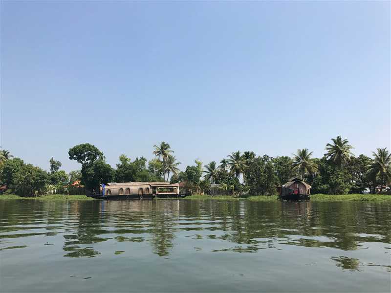 A Complete Guide to Kerala Backwaters