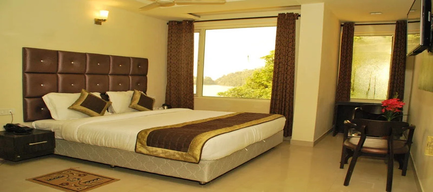 https://crmbeta.traviyo.in/CDN/1614/Images/HmHotel/638915708435642070_temp.jpg