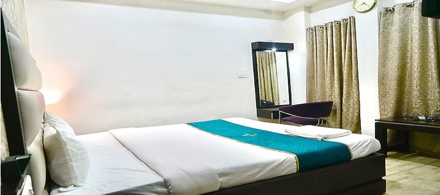 https://crmbeta.traviyo.in/CDN/1614/Images/HmHotel/638917307166913364_temp.jpg