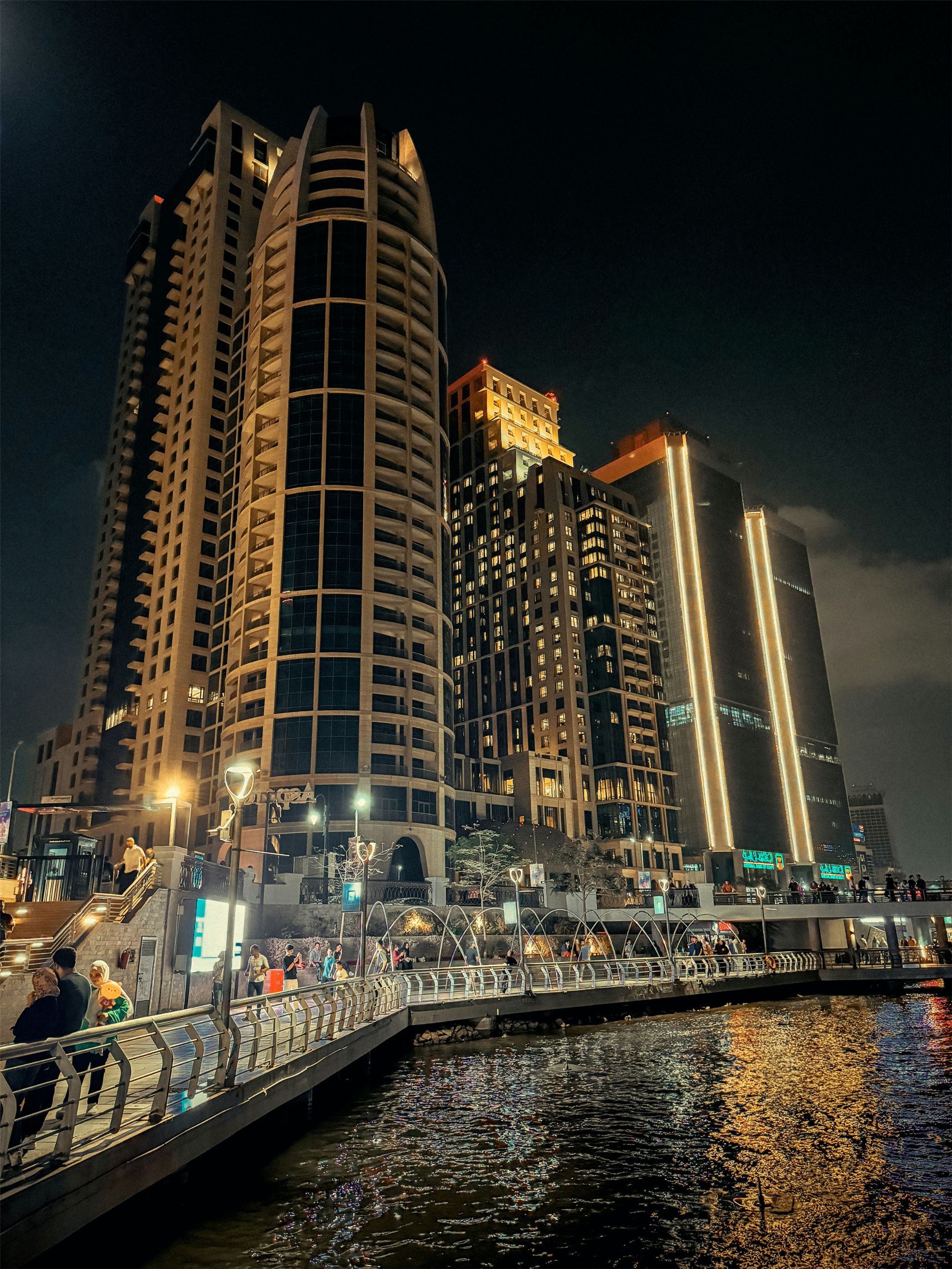 the best place to live in dubai