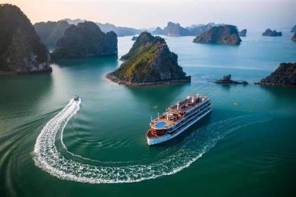 2N Hanoi 1N Ha Long 2N Da Nang 3N Ho Chi Minh || 8 Nights 9 Days