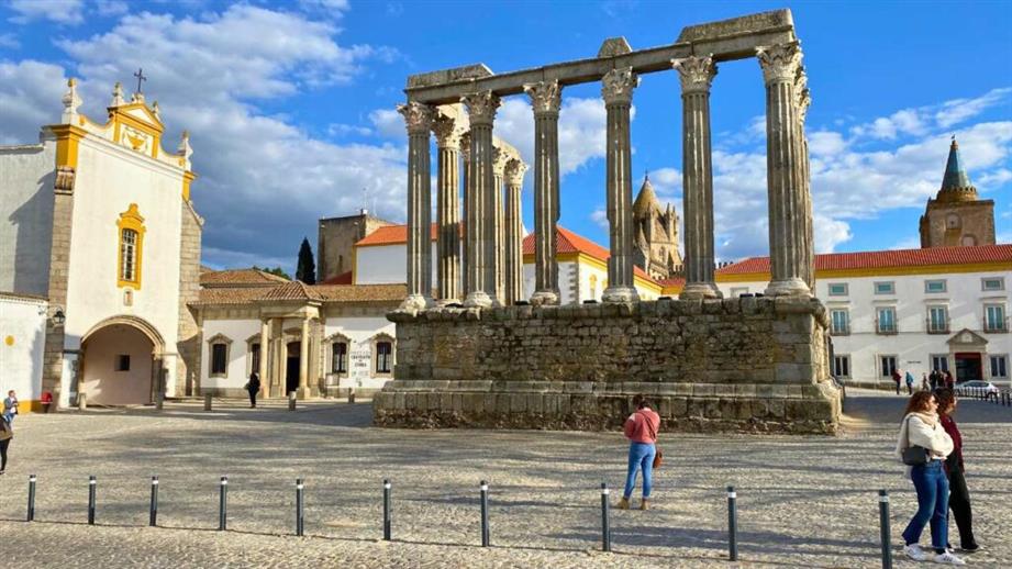 Best Foodie Destination in Portugal: Évora